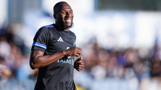 Сангаре аут от терените за дълго време Сангаре аут от терените за дълго време