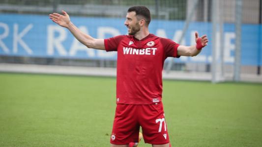 Бивш играч на ЦСКА има нов отбор Бивш играч на ЦСКА има нов отбор