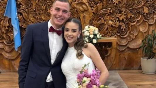 Светослав Вуцов се ожени и очаква бебе Светослав Вуцов се ожени и очаква бебе