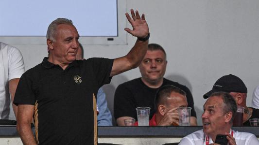 Христо Стоичков: Главите горе, така се прави отбор Христо Стоичков: Главите горе, така се прави отбор