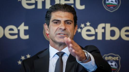 Георги Иванов се разсърди на недоволните от това, че футболът ни е на дъното Георги Иванов се разсърди на недоволните от това, че футболът ни е на дъното