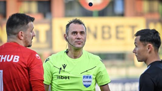 Критики към съдията Драгомир Драганов след мача на ЦСКА Критики към съдията Драгомир Драганов след мача на ЦСКА